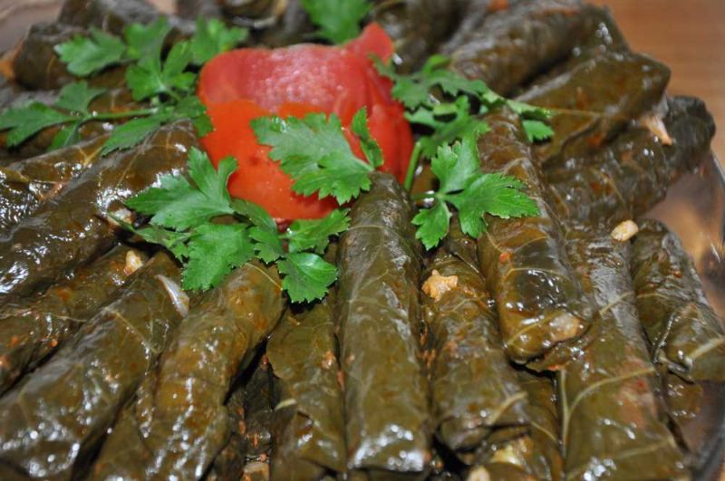 Karalahana Sarması