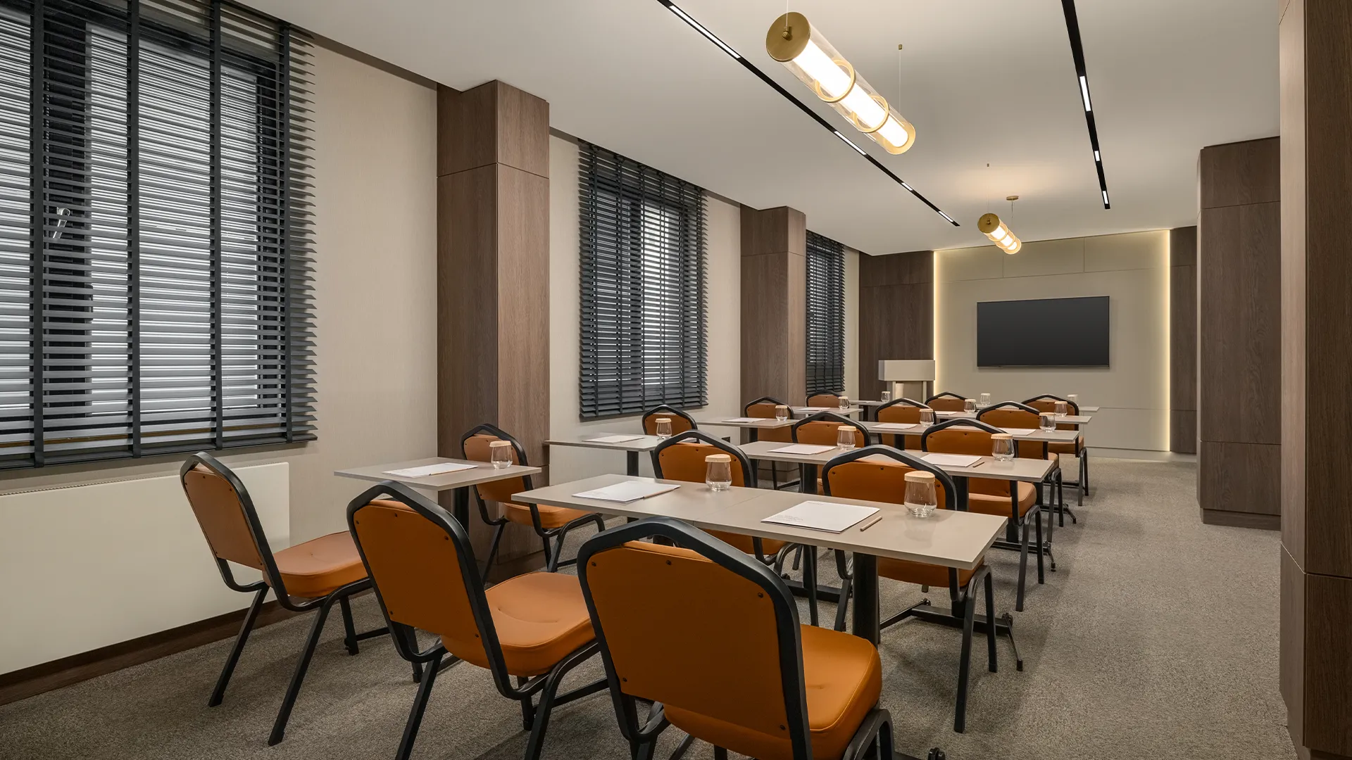 Safir Executive Boardroom