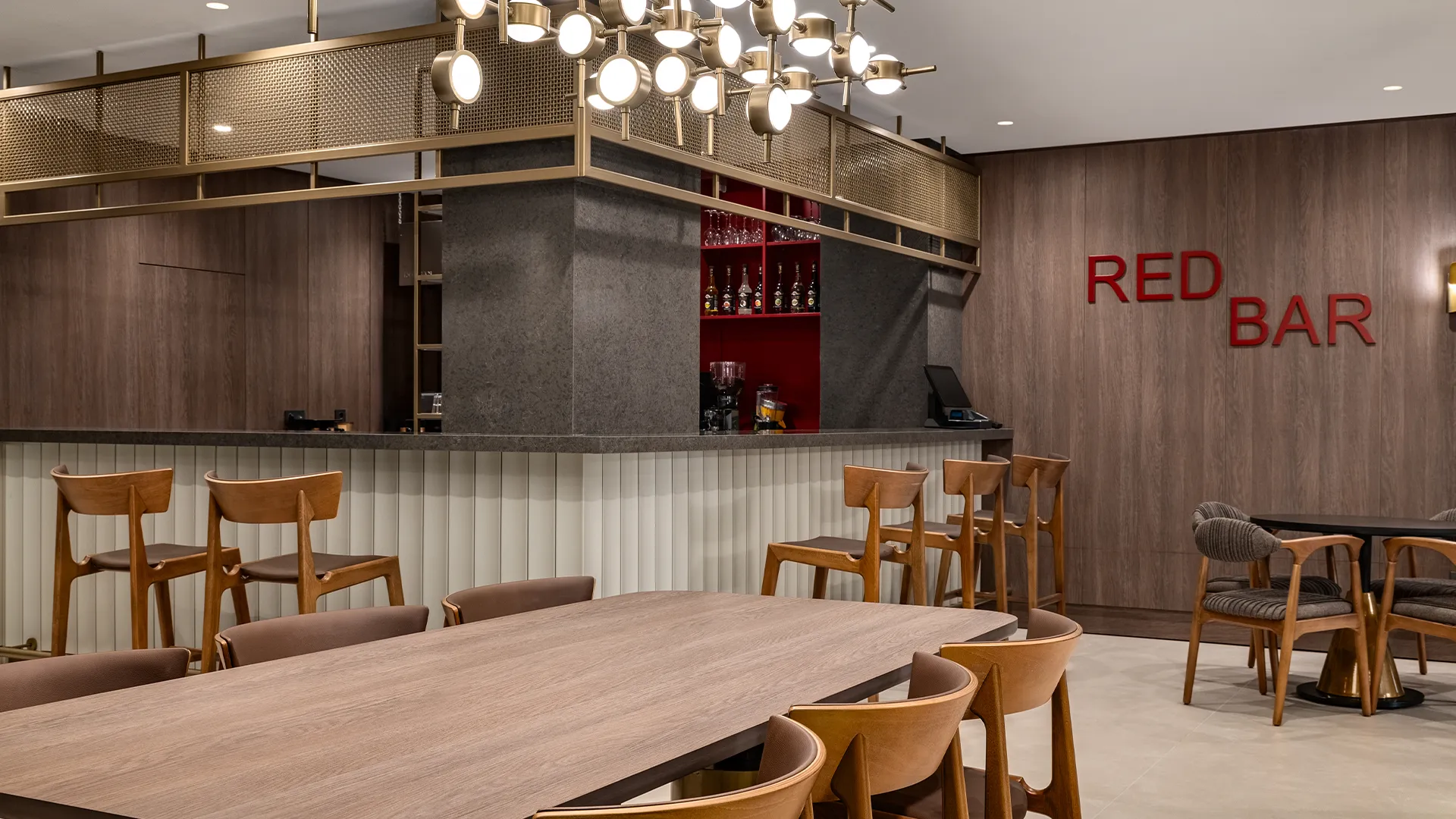 Red Bar